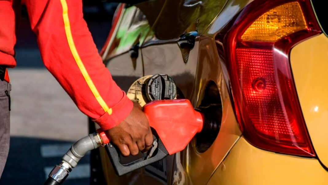 El Gobierno Nacional en busca de lograr los acuerdos pactos con los taxistas, en las últimas horas emitió a través del Ministerio de Transporte el paso a paso para que el gremio pueda acceder a los descuentos en los combustibles. 