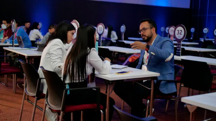 Ana María Castillo es la directora de estudios económicos y de competitividad en la Cámara de Comercio de Cali, estuvo dialogando con 360 Radio acerca de lo que será Epicentro Clúster, un evento que reúne a los sectores de alimentos, moda y belleza en un solo lugar. 