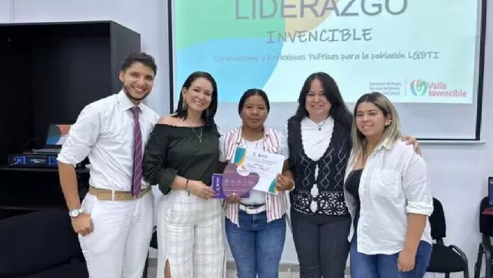 Población LGTBIQ+ del Valle recibió certificación en liderazgo político