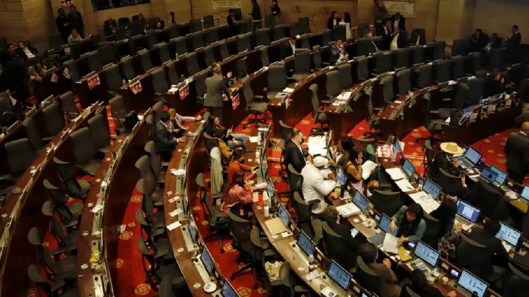 Reforma a la salud: Cámara aprueba bloque de artículos en segundo debate