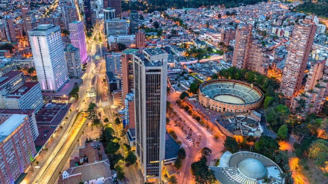 Dane: Bogotá generó más de 294 mil empleos entre julio-septiembre 2023