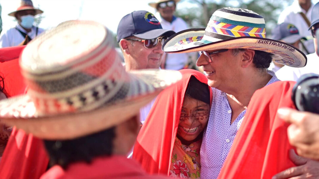Unas de las medidas dictaminadas por la Corte sobre el decreto 1726 es la devolución de la sobretasa que había en las facturas de energía como la no financiación de Gecelca.