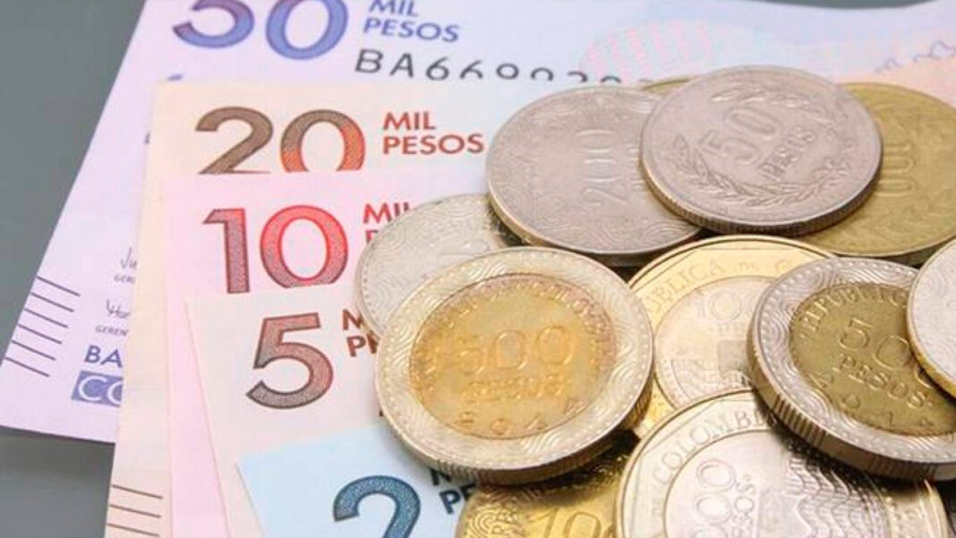 La actividad económica que más contribuye al decrecimiento de la economía fue la Industria manufacturera que decrece 6,2% y contribuye -0,8 puntos porcentuales.