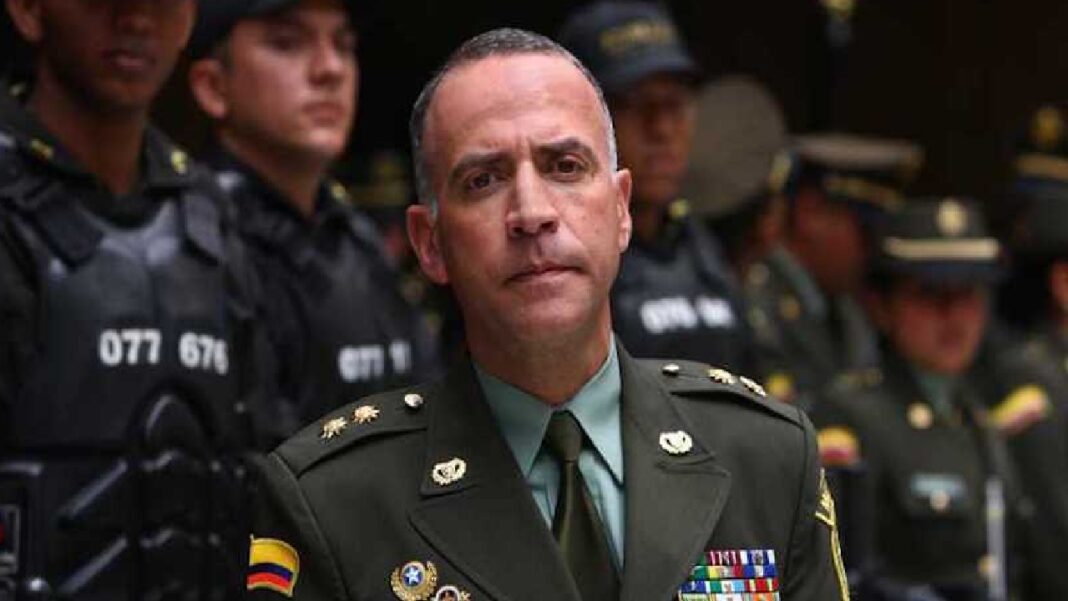 Gobernación de Antioquia: Andrés Julián Rendón anunció al General (R) Luis Eduardo Martínez como secretario de seguridad