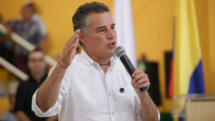 Gobernador de Antioquia nuevamente crítica la paz total del Gobierno Petro: ¿Qué dijo?