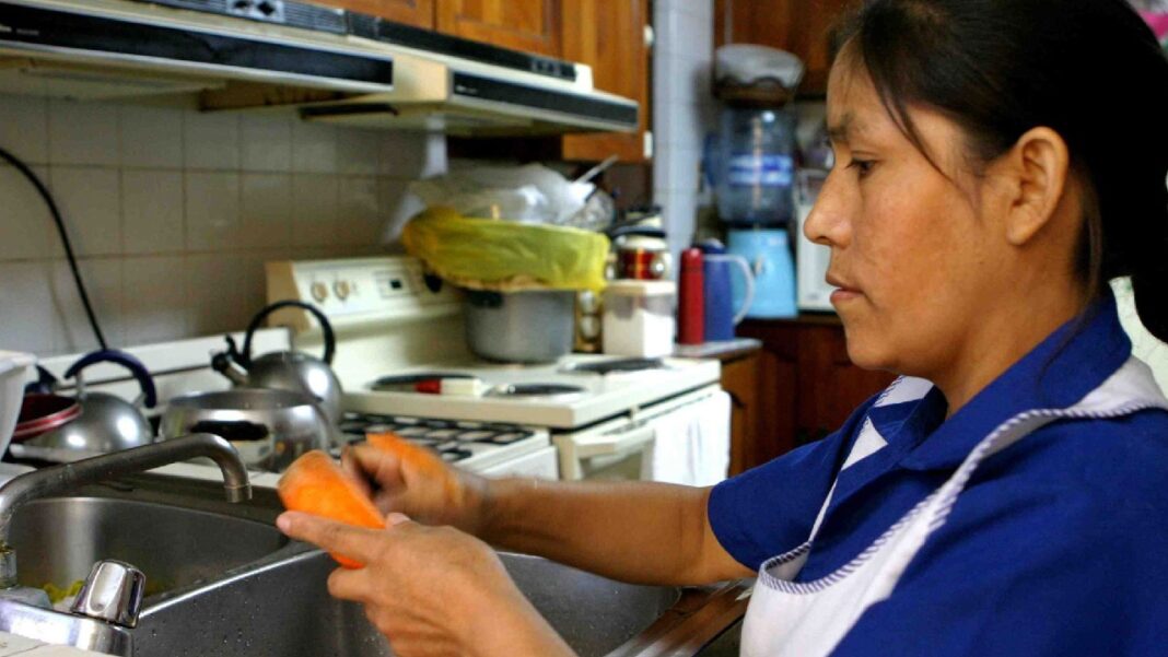 Corte Constitucional: jornada laboral de empleadas domésticas internas disminuye a 52 horas