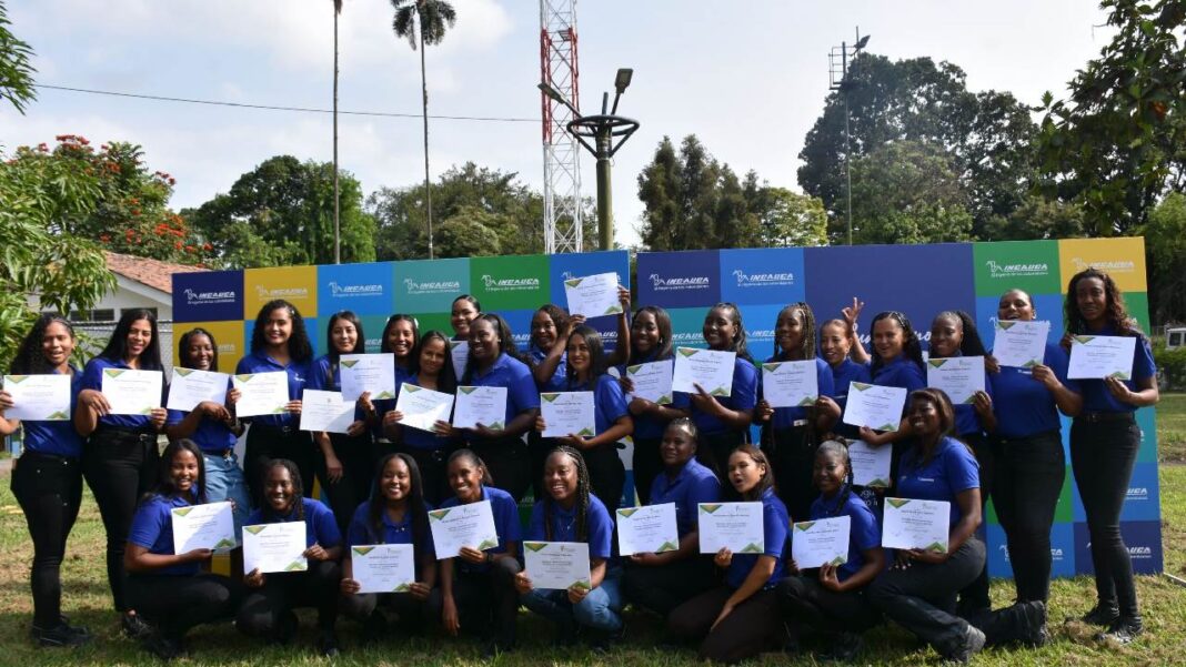 Incauca transforma la agricultura con su programa 'Mujeres Cosechando Futuro', ¿en qué consiste?