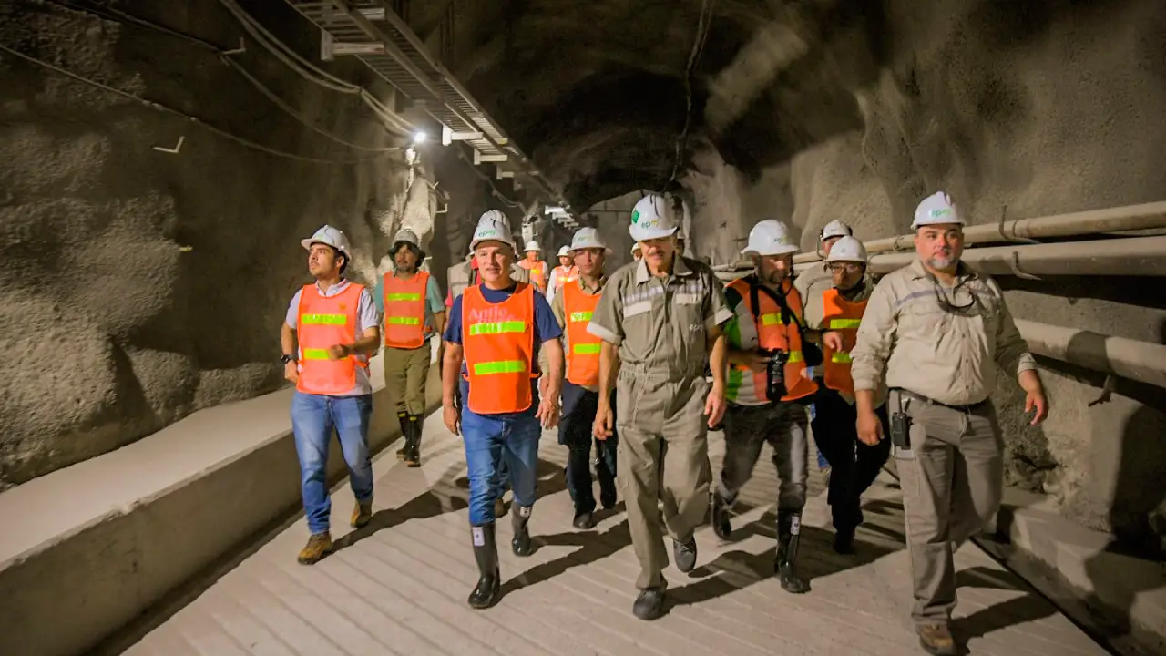 En su última visita como gobernador de Antioquia, Aníbal Gaviria compartió el avance del proyecto de Hidroituango el cual tiene un 93% de culminación para que está principal fuente de generación energética beneficie a miles de colombianos.