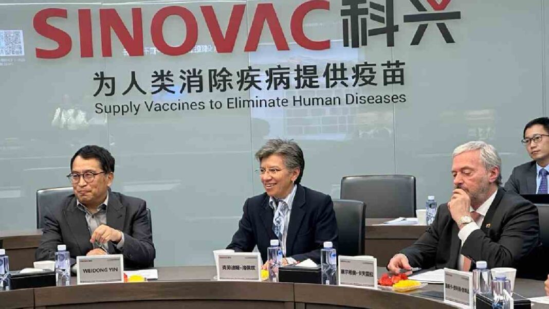 Claudia López anunció acuerdo con Sinovac para instalar fábrica de vacunas en Bogotá