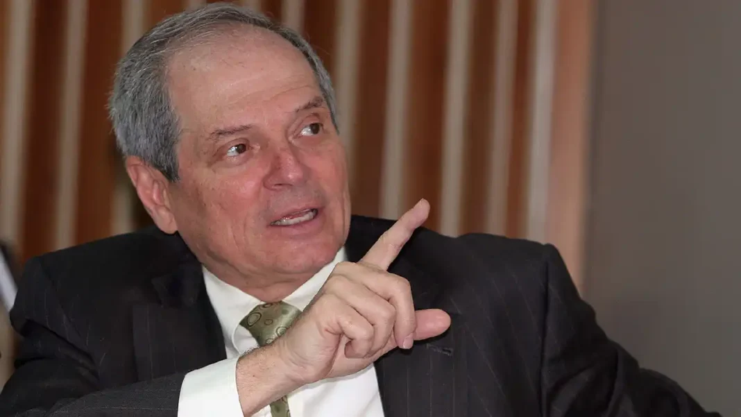 Fallece el exministro de Minas y Energía, Hernán Martínez Torres