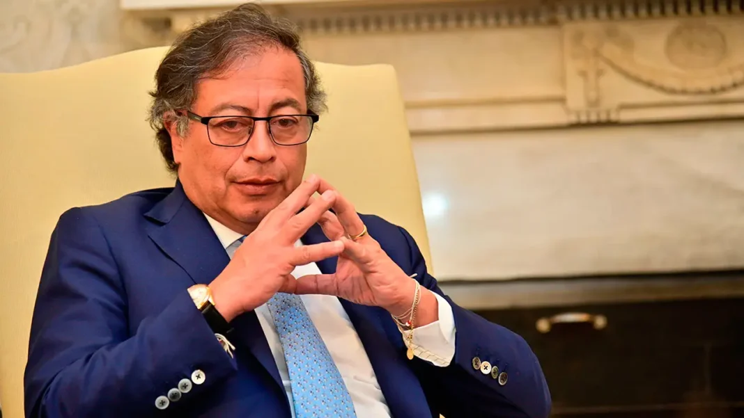 Se acerca el final del 2023 y el 2024 trae consigo muchos cambios, entre ellos el de algunos ministros que no cumplieron con las proyecciones de este año y tras la frustración del presidente Gustavo Petro habrá un remesón en la Casa de Nariño.