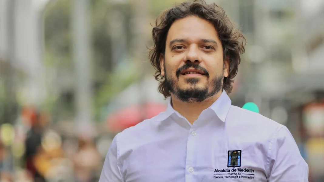 Secretario de Cultura de Medellín renunció a una semana de terminar la actual administración