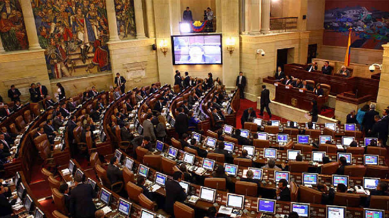 Estos son los representantes a la Cámara que apoyaron la reforma a la salud de Gustavo Petro