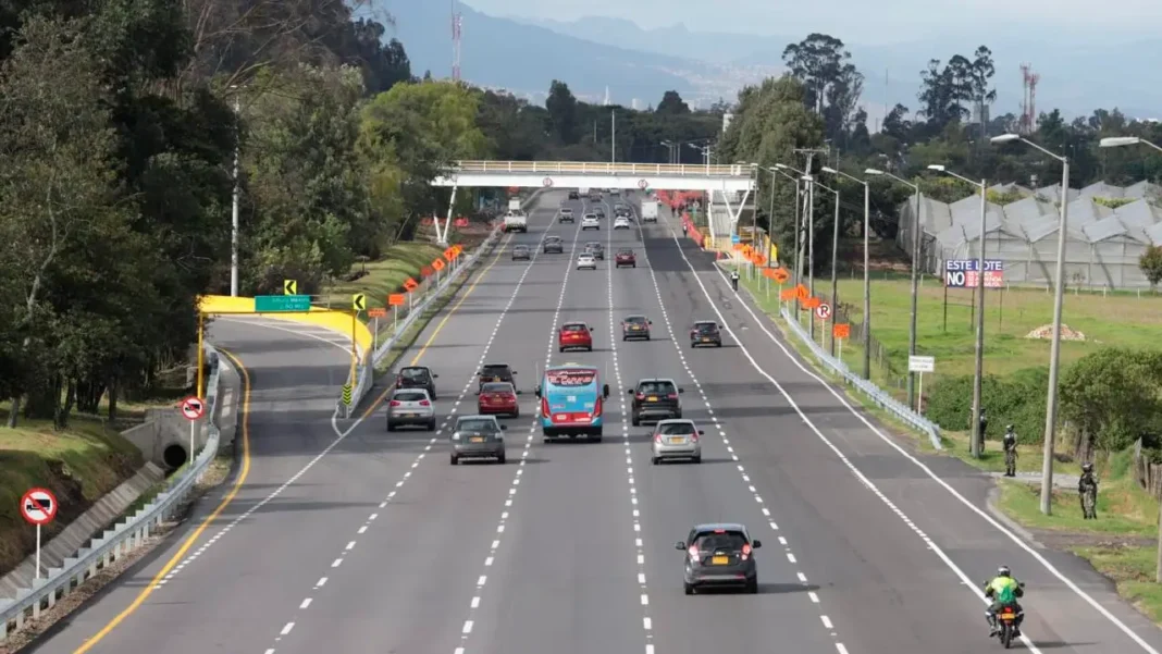 A través de un comunicado de prensa la ANLA confirmó la decisión de archivar la licencia ambiental para ampliación de la Autopista Norte de Bogotá, la cual se debería por insuficiencias en el IEA.