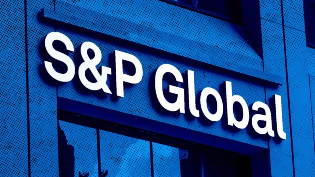 Cinco bancos colombianos reciben perspectiva negativa por parte de S&P tras acción similar sobre Colombia