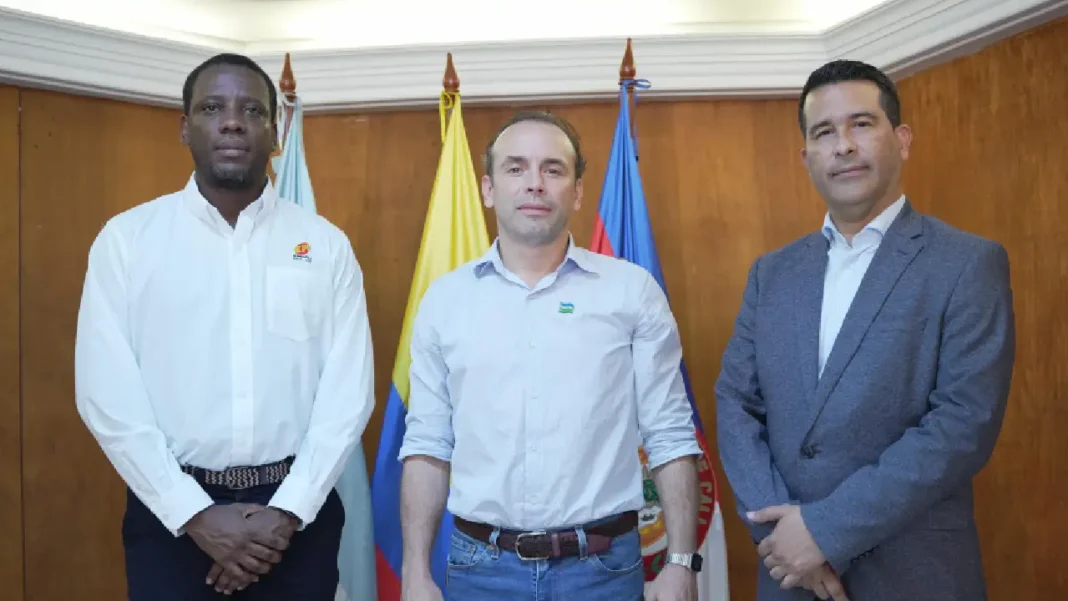 Alcaldía de Cali y UIAF firman acuerdo para combatir la corrupción y el lavado de activos