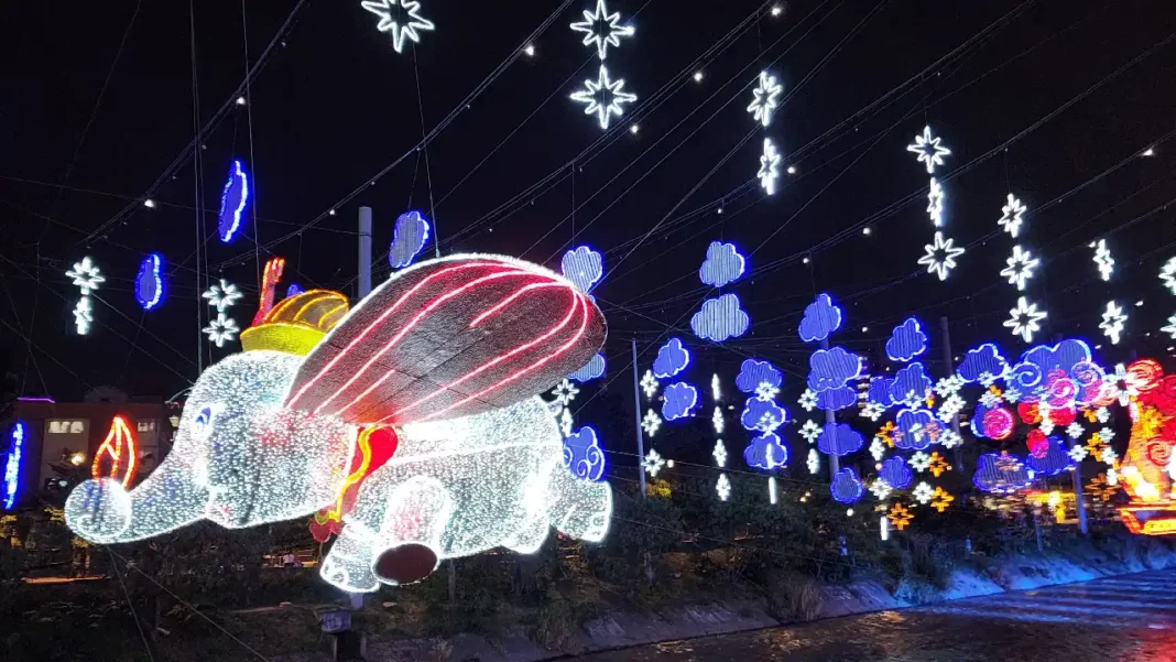 Alumbrados navideños se mantendrán encendidos hasta el 14 de enero en Medellín