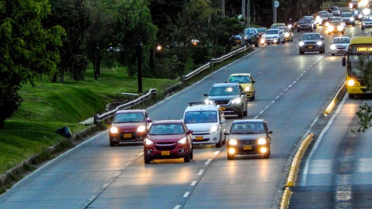 Así quedó el pico y placa los sábados en Bogotá anunciado por Carlos Fernando Galán