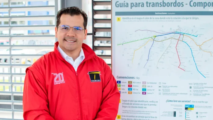 Descarbonización del Transporte: El Gran Reto de Bogotá según TransMilenio S.A.