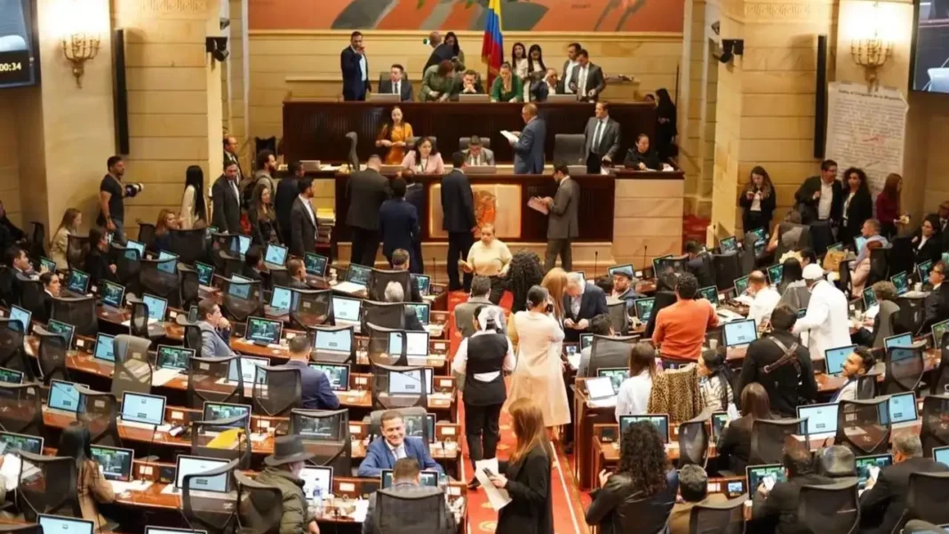 Reforma a la salud es radicado en la Comisión Séptima del Senado para su debate correspondiente