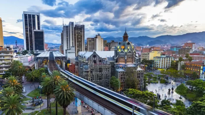Inflación en Medellín alcanza un 1,56% en enero, sobrepasando el promedio nacional