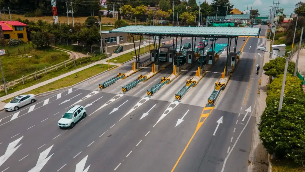 Alertan boquete fiscal de $10,8 billones si no se ajustan las tarifas de peajes al IPC de 2023