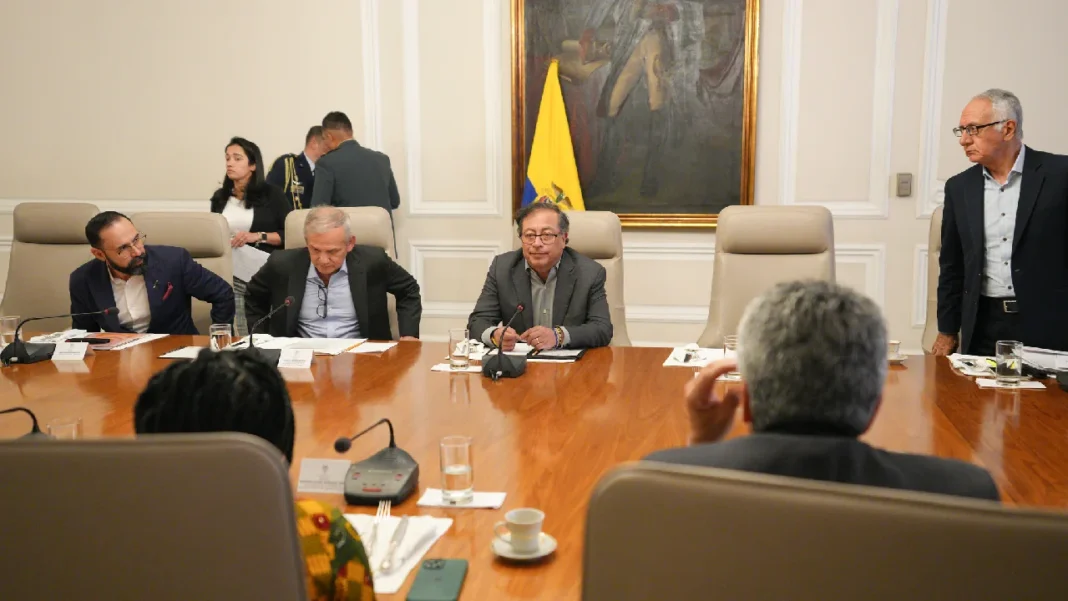 Presidente Petro le habría pedido la renuncia protocolaria a todos sus ministros