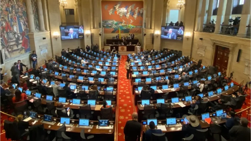 Oposición solicita que la reforma a la salud se debata como ley estatutaria