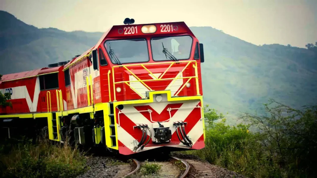 El aumento del costo del proyecto del Tren del Pacífico en Colombia, ha triplicado su valor inicial a $18 billones, lo que plantea desafíos sobre la viabilidad de la infraestructura 5G en el país, la gestión financiera y la transparencia en la asignación de recursos se vuelven cruciales.