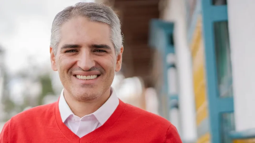 Salud en Antioquia: gobernador Andrés Julián Rendón se compromete con la eficiencia hospitalaria en el departamento