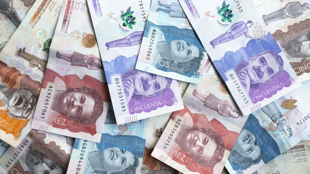 El panorama de la economía colombiana en el 2024 muestra un crecimiento del 1,6%, revela el DANE. Sin embargo, persisten desafíos que amenazan la reactivación, como la baja inversión y la incertidumbre en las políticas gubernamentales.