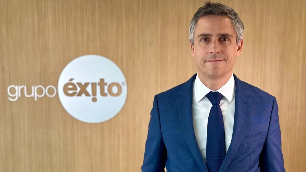 Luego del anunció de la salida de Carlos Mario Giraldo de la presidencia del Grupo Éxito, la compañía confirmó a Juan Carlos Calleja Hakker como su nuevo presidente.