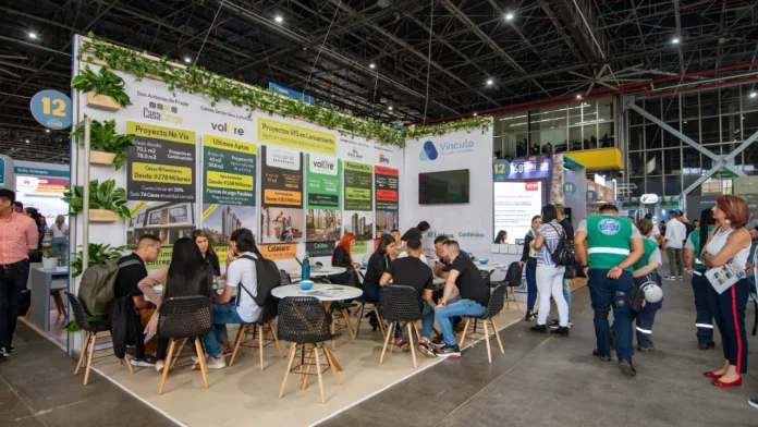 Este viernes se dio a inicio a una nueva edición de Expoinmobiliaria en Medellín con anuncios de baja de interés