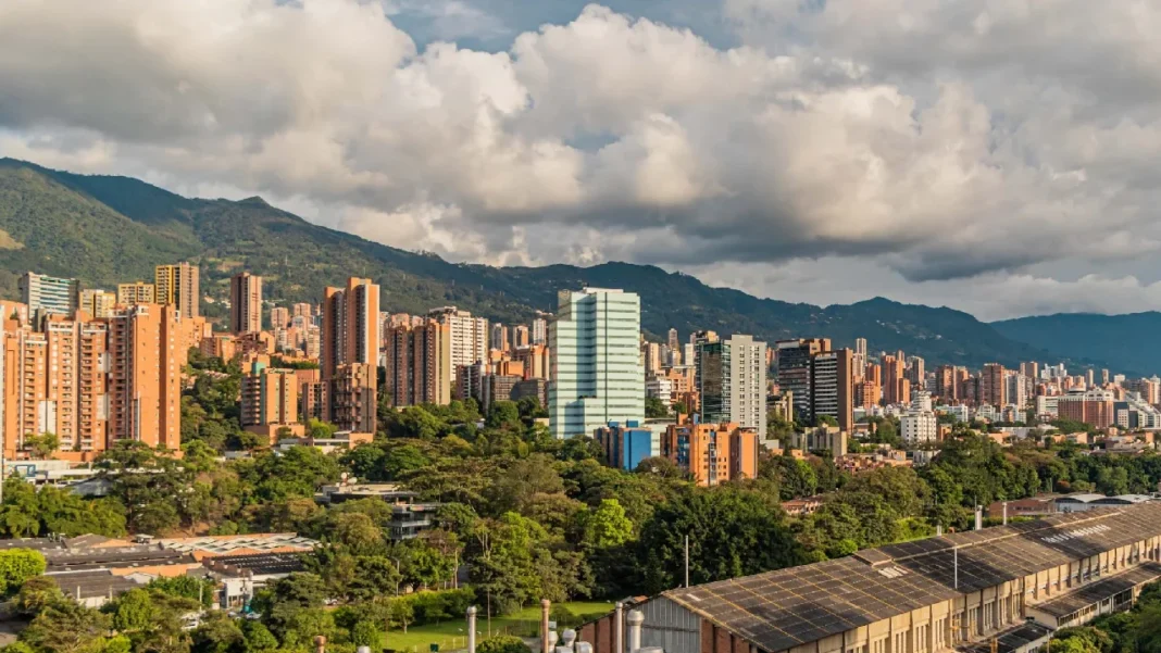 La injuria sobre El Poblado