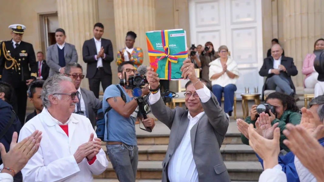 Ministerio de Hacienda señala que el costo de la reforma a la salud para 2025 será de $105 billones