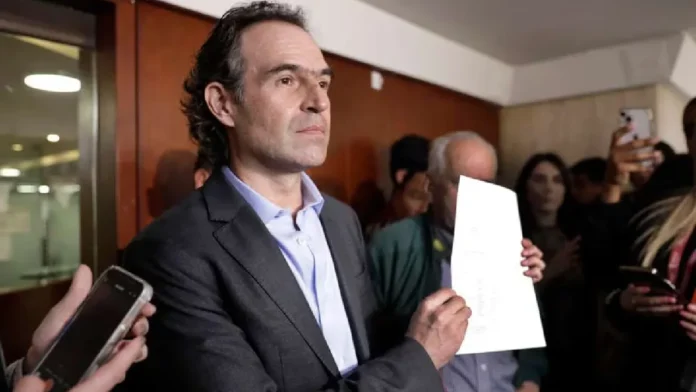 Federico Gutiérrez amplía denuncia de posible financiación ilegal durante la campaña de Petro