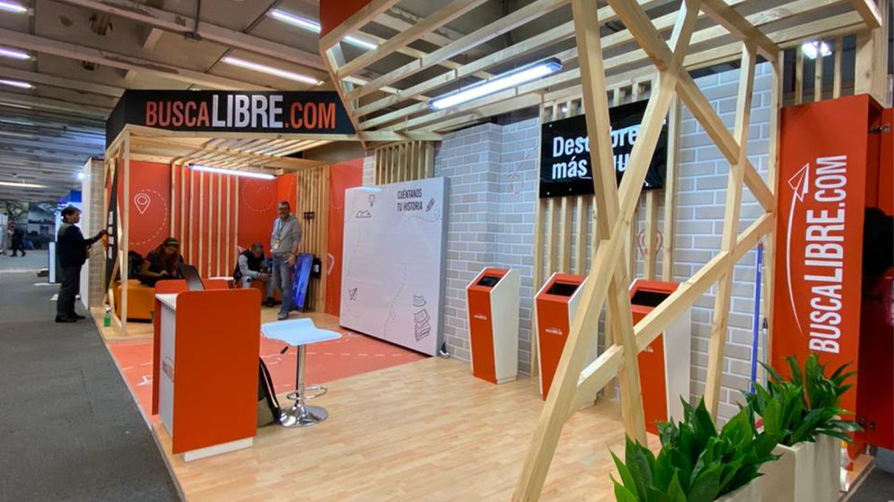BuscaLibre en la Feria del Libro de Bogotá 2024: una visión innovadora sin libros físicos