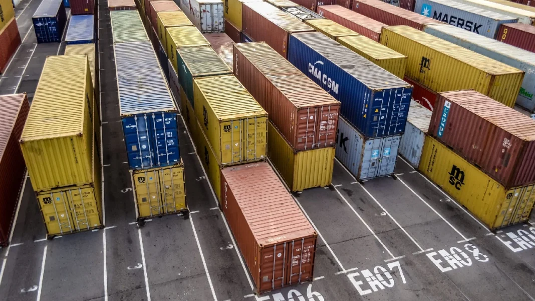 Exportaciones en Colombia disminuyeron 10,1% en febrero principalmente por caída en ventas de combustibles