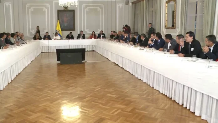 Las tres conclusiones más importantes de la reunión entre Gustavo Petro y los alcaldes