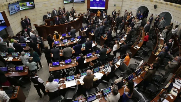 Reforma pensional: Senado aprobó el artículo que establece umbral obligatorio para cotizar en Colpensiones