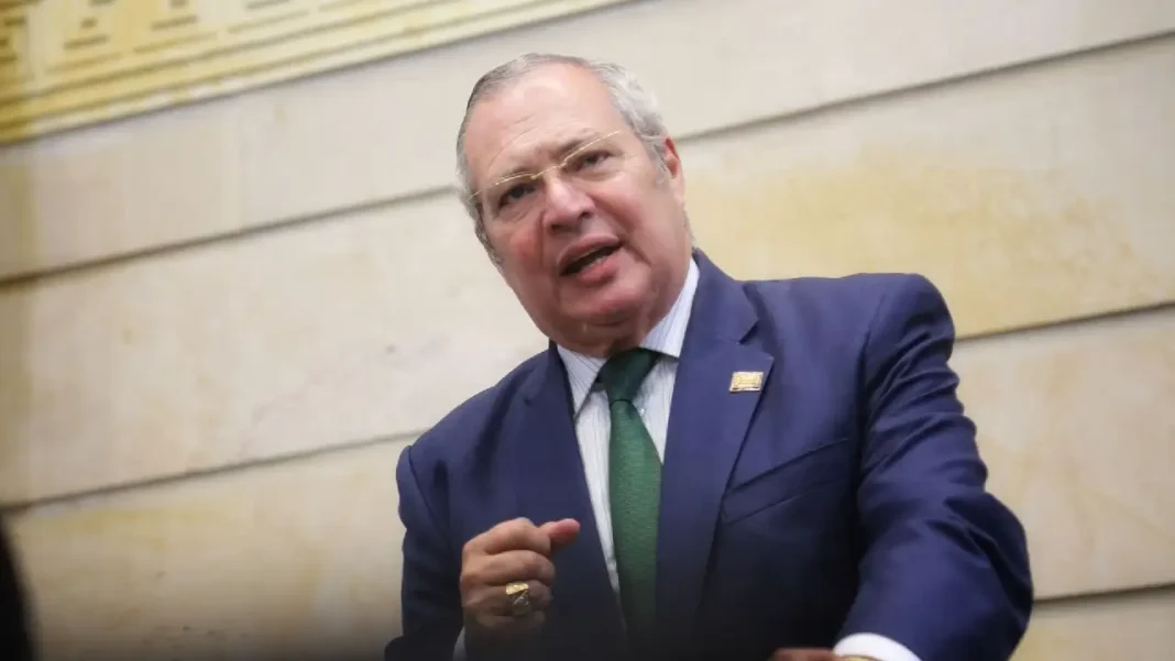 Iván Name confirmó que denunciará a Gustavo Bolívar por participación en política