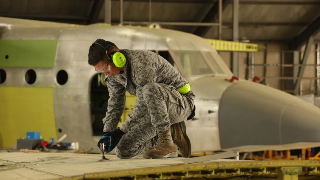 Senadora María Fernanda Cabal pide informe sobre contratos de mantenimiento de helicópteros tras accidente fatal