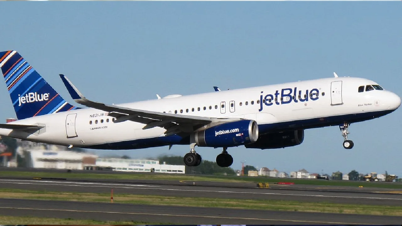 JetBlue suspende vuelos a Bogotá, continúa en Medellín y Cartagena