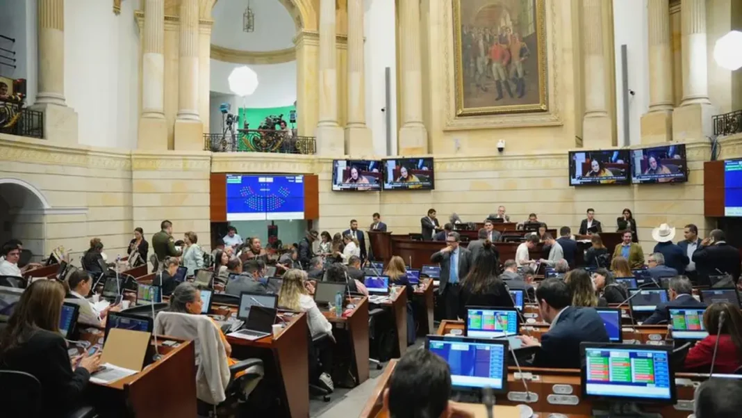 Acusan a La U y liberales por 