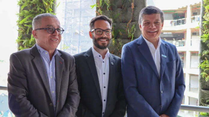 Siemens y Pascual Bravo unen fuerzas: nace el Laboratorio de Investigación en Automatización e Industrias 4.0 en Medellín