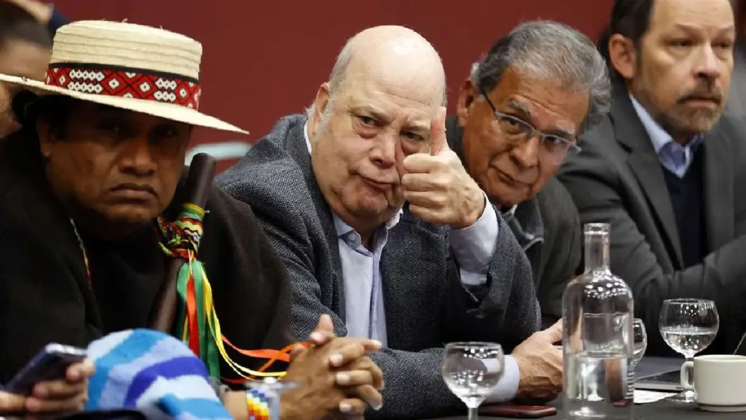 Daniel García-Peña asume como embajador en EE.UU., reemplazando a Luis Gilberto Murillo