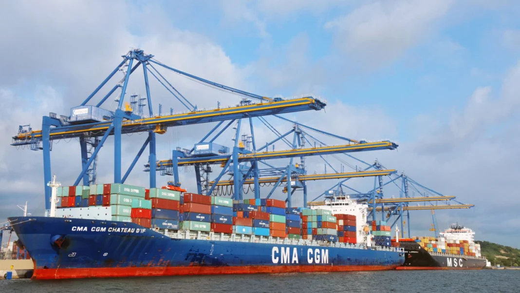 Las exportaciones no mineras de Colombia crecieron un 2,5% en el primer trimestre de 2024, alcanzando US$4.970,7 millones. Este aumento refleja el éxito de las políticas de diversificación económica del Gobierno de Gustavo Petro.