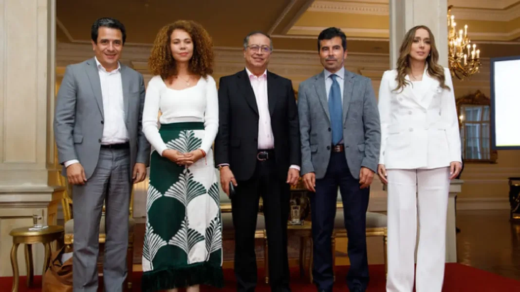 Colombia invierte en futuro sostenible: $52.500 millones para 15 proyectos de energías renovables