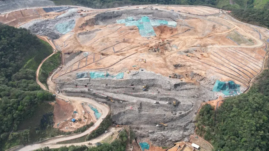 Emvarias presentó estrategias para estabilizar el relleno sanitario La Pradera