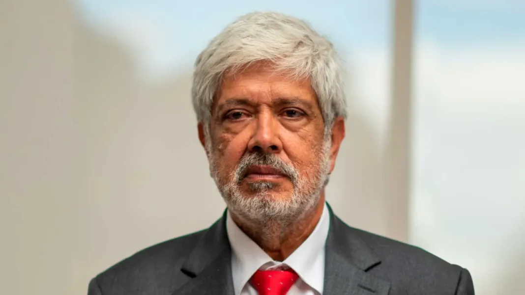 Ministro de Comercio, Germán Umaña, renunciaría a su cargo en los próximos días